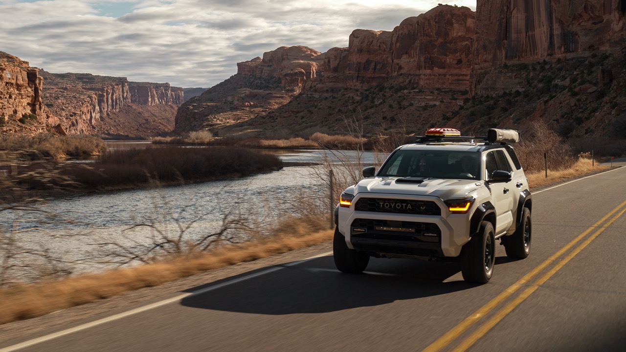 Roof rack on a vehicle