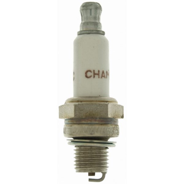 Champion Copper Plus Small Engine Spark Plug